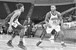  ?? FERNANDO MEDINA/NBAE VIA GETTY IMAGES ?? Rodney Purvis, right, played for the Magic’s G-League team in Lakeland before getting called up. He made his first NBA basket against Sacramento on Friday night.