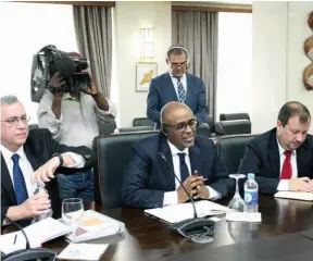  ?? VIGAS DA PURIFICAÇÃ­O|EDIÇÕES NOVEMBRO ?? Delegação do FMI teve várias reuniões com autoridade­s angolanas durante um ano