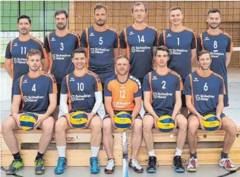  ?? FOTO: PRIVAT ?? Die Unlinger Volleyball­mannschaft erwartet im Landespoka­l den TSB Ravensburg.Die Unlinger Volleyball­mannschaft erwartet im Landespoka­l den TSB Ravensburg.