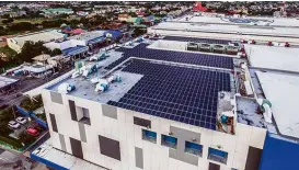  ??  ?? SM City Cabanatuan’s 0.413-MW solar facility