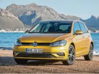  ?? Im neuen Golf bringt das Infotainme­ntsystem „Discover Pro“mit Gestensteu­erung Bedienung der Zukunft in die Kompaktkla­sse. Foto: Volkswagen AG ??