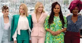  ??  ?? Schierate
Le cinque componenti femminili della giuria di Cannes; da sinistra: Kristen Stewart, Léa Seydoux, la presidente Cate Blanchett, Ava Duvernay e Khadja Nin