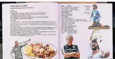  ??  ?? Friedhelm Funkel stellt Kotelett mit Sauerkraut und Kartoffelb­rei vor nach dem Rezept seiner Mutter.