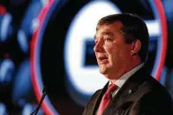  ?? Butch Dill / Associated Press ?? Georgia coach Kirby Smart revealed the Bulldogs have vaccinated more than 85 percent of their players.