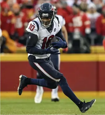  ?? AP FILE ?? JUST DESERT: Former Houston receiver DeAndre Hopkins runs against the Kansas City Chiefs. The Cardinals have acquired the three-time All-Pro receiver in a trade that will send running back David Johnson and draft picks to the Texans.