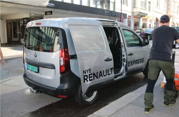  ?? ALLE FOTO: TOR MJAALAND ?? Renault Express avløser modellen Kango. En varebil med en hyggelig pris og bra kjørekomfo­rt.