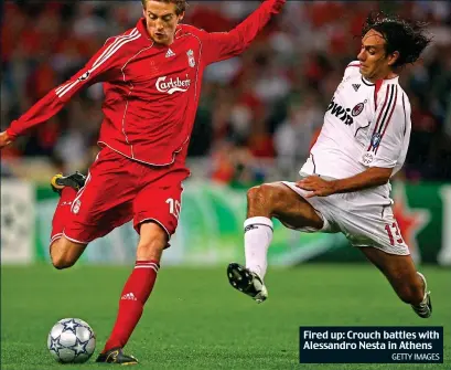  ?? GETTY IMAGES ?? Fired up: Crouch battles with Alessandro Nesta in Athens
