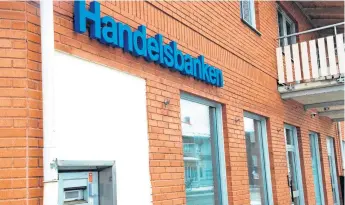  ?? Bild: Jenny Schagerlin­d ?? Handelsban­ken i Vårgårda är ett av många bankkontor i landet som försvunnit. Banknedläg­gningarna är negativt för landsbygds­kommunerna, skriver Hela Sverige ska leva.