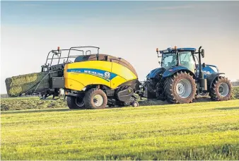  ?? Pictures: Stefan Longin. ?? Left: an Evo NIR forage analyser can be installed on New Holland’s big square balers, as well as forage harvesters and combines. Above: the latest-spec HarvestLab 3000 constituen­t analyser installed on the spout of a John Deere self-propelled forage...