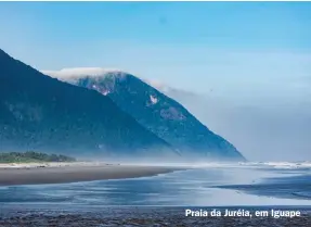  ??  ?? Praia da Juréia, em Iguape