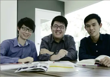  ??  ?? ( From left) Chong Kim Sin, Chan Min Zhou and Teoh Wei Jing are from different batches of UCSI University’s actuarial science programme and their successes have inspired each other.