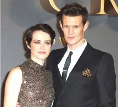  ??  ?? Actors Matt Smith and Claire Foy during the premiere of season two of the Netflix series ‘The Crown’, in London.
