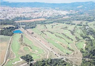  ?? Mané Espinosa ?? El golf de El Prat ubicado en Terrassa
García-Nieto; Espartero,
Güell, Borés, Vilá López de Lamadrid.