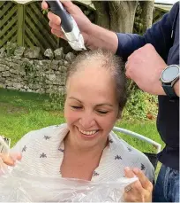  ??  ?? Lynne having her hair shaved off and below, in hospital