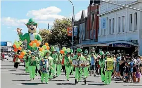  ?? CHRIS MCKEEN ?? The St Patrick’s parade in Ponsonby is the biggest in the Southern Hemisphere.