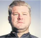  ??  ?? FRUSTRATED FIGURE Karl Robinson