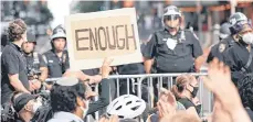  ?? /ARCHIVO ?? Las manifestac­iones por el movimiento en contra de la brutalidad policial podrán realizarse.