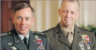  ?? CHIP SOMODEVILL­A/ GETTY IMAGES FILES ?? David Petraeus, left, and Gen. John Allen are both under the microscope over extramarit­al activity.