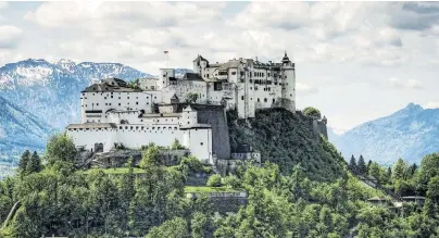  ?? [ Getty Images/Davelongme­dia ] ?? Wer glaubt, über die Salzburger Festung sei schon alles erforscht, liegt falsch.