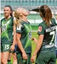  ?? Foto: dpa ?? Zum vierten Mal in Folge wurden die Wolfsburge­r Frauen Meister.