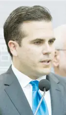  ??  ?? El gobernador Ricardo Rosselló firmó ayer tres proyectos de ley.