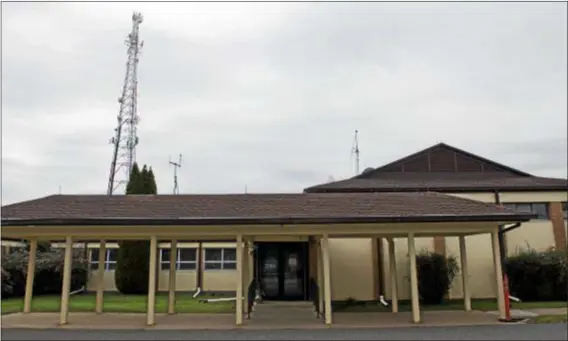  ?? DIGITAL FIRST MEDIA FILE PHOTO ?? The exterior of the Delaware County 911 Call Center in Middletown.