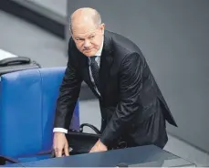  ?? FOTO: KAY NIETFELD/DPA ?? Nimmt weniger mit nach Hause als mancher Behördench­ef: Bundeskanz­ler Olaf Scholz (SPD).