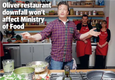  ?? Picture: NICOLE CLEARY ?? BUSINESS AS USUAL: Jamie Oliver at the Geelong Ministry of Food site in 2014.