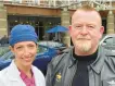  ?? MARK D’ANTONIO/ YALE NEW HAVEN HOSPITAL ?? Dr. Jennifer Moliterno, left, removed an aggressive, complicate­d tumor from Joe Brennan’s brain. The tumor could have been fatal.