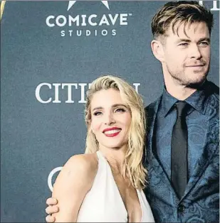  ??  ?? Elsa Pataky i Chris Hemsworth a finals d’abril a Los Angeles