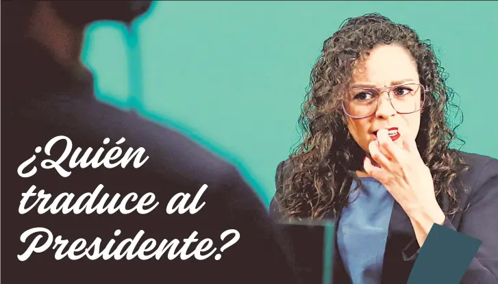  ??  ?? Es una de las interprete­s de lengua de señas, que traduce al presidente Andrés Manuel López Obrador durante sus conferenci­as