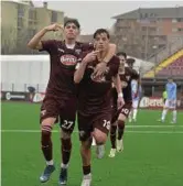  ?? ?? Tommaso Gabellini e Marco Longoni esultano