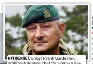  ?? FOTO: ANGIE GRAY ?? NYFIKENHET. Enligt Patrik Gardesten, ställföret­rädande chef för svenska marinen, väcker den åriga militärövn­ingen stort intresse och nyfikenhet bland invånarna.