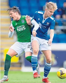  ?? Picture: SNS Group. ?? St Johnstone midfielder Ali McCann, right, has the ability to adapt his game, says his manager.