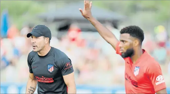  ?? FOTO: J. A. S. ?? Diego Pablo Simeone ha preferido optar por otros jugadores dejando a Lemar a un lado.
El galo no termina de encajar en los planes del Cholo y pierde fuerza.