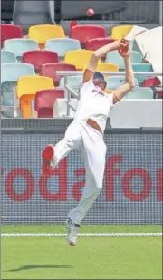  ?? AP ?? Mohammed Siraj misjudged a catch in the deep that could have dismissed Steve Smith on Day 4 of the Brisbane Test.