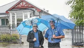  ?? ALDEN WILLIAMS/ STUFF ?? Canterbury Charity Hospital founder and chairman Phil Bagshaw, left, and executive officer Carl Shaw say the council has approved an inferior cycleway.