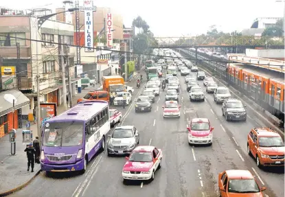  ?? NELLY SALAS ?? La movilidad estimada diaria sobre la calzada de Tlalpan será de más de 160 mil usuarios.