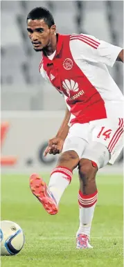  ?? Pictures: GALLO IMAGES ?? CLASH OF THE TITANS: Mamelodi Sundowns’ Teko Modise, left, and Tashreeq Morris of Ajax Cape Town will be key players in their Nedbank Cup final clash at the Nelson Mandela Bay Stadium today