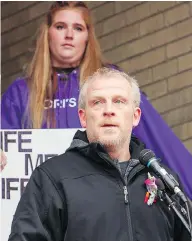  ?? CHRIS FUNSTON / POSTMEDIA NEWS ?? Rodney Stafford, father of Tori Stafford, speaks to reporters on Wednesday.