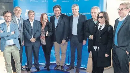  ?? PRESIDENCI­A ?? En escena. Funcionari­os y actores, hace dos semanas en la presentaci­ón de concursos del INCAA.