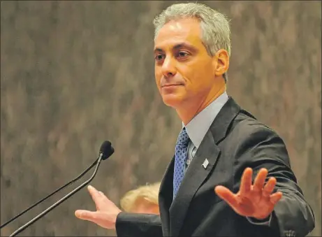  ??  ?? Mayor Rahm Emanuel addresses the City Council before the vote Tuesday.
| JOHN J. KIM~SUN-TIMES