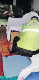  ?? ?? El sujeto, de 63 años, se apuñaló en el interior de su domicilio.