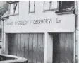  ??  ?? Ledaig Distillery, known now as Tobermory, was establishe­d in 1798.