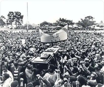  ??  ?? ■ Steve Biko’s death was controvers­ial and thousands of supporters attended his funeral.