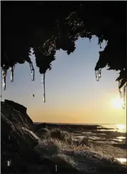  ?? BONNIE JO MOUNT — THE WASHINGTON POST ?? Ice melts on tundra and thawing permafrost in Newtok, Alaska, this fall.