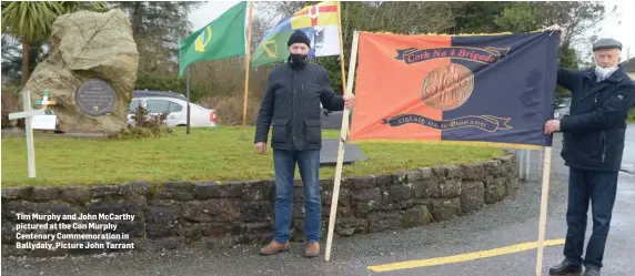  ?? Picture John Tarrant ?? Tim Murphy and John McCarthy pictured at the Con Murphy Centenary Commemorat­ion in Ballydaly.