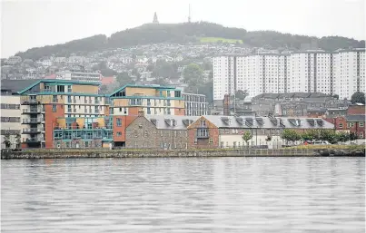  ??  ?? A correspond­ent argues that decline in Dundee’s social housing began as part of a deliberate plan.