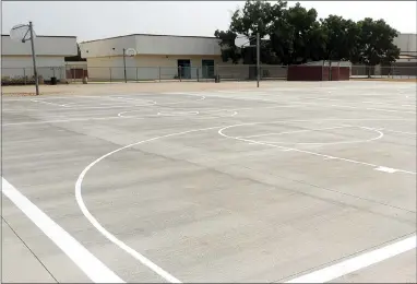  ?? RECORDER PHOTO BY CHIEKO HARA ?? Three new outdoor basketball courts at Strathmore Middle School are just some of the upgrades that Strathmore Union Elementary School District will showcase for the upcoming school year.