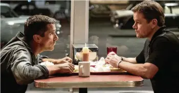  ?? FOTO: ZDF/MERRICK MORTON ?? Ken Miles (Christian Bale, l.) und Carroll Shelby (Matt Damon) haben einen ehrgeizige­n Plan: Sie wollen imAuftrag von Ford einen Rennwagen bauen, mit dem sie Ferrari schlagen können.